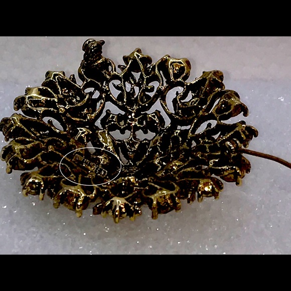 Vintage Lisner signed Brooch/Pin - Picture 6 of 6